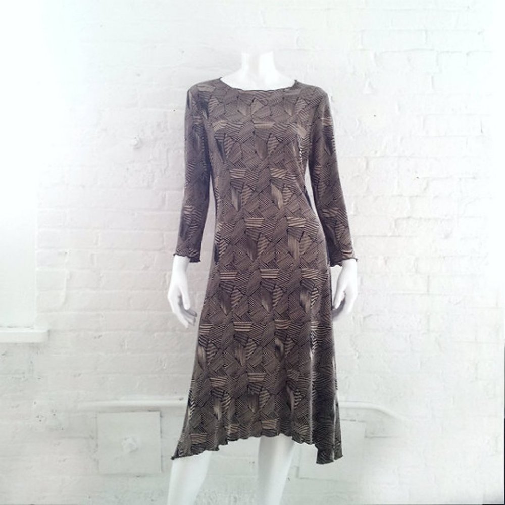 Chevron Print Minimalist Midi Dress